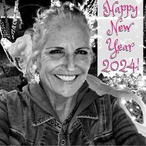 HAPPY 🎊 NEW ✨ YEAR 🍾 2024 💫